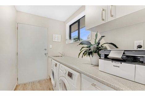 Photo of property in 147a Hawthornden Road, Avonhead, Christchurch, 8042