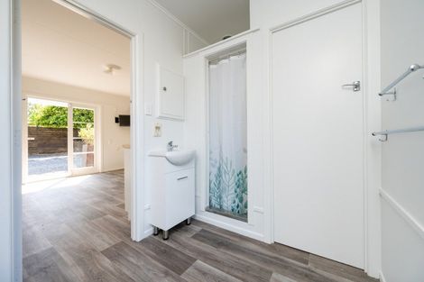 Photo of property in 4 Leyland Road, Te Awanga, 4102