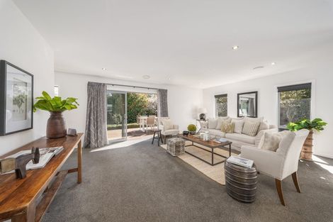 Photo of property in 2/282 Papanui Road, Merivale, Christchurch, 8052