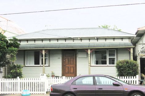 Photo of property in 208 Rintoul Street, Berhampore, Wellington, 6023