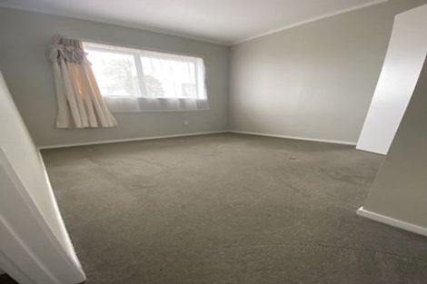 Photo of property in 2/30 Islington Avenue, New Lynn, Auckland, 0600