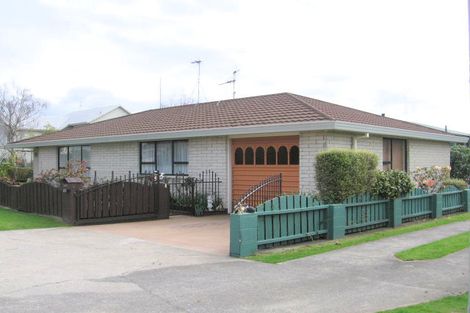 Photo of property in 122 Pillans Road, Otumoetai, Tauranga, 3110