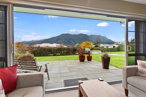 Photo of property in 1 Mountain View Road, Te Aroha, 3320