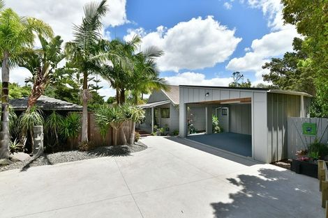 Photo of property in 61 Brian Crescent, Stanmore Bay, Whangaparaoa, 0932