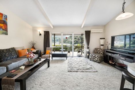 Photo of property in 4t Rutland Street, Picton, 7220