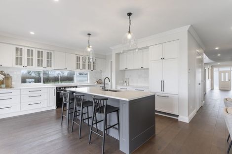 Photo of property in 4 Sunline Drive, Leamington, Cambridge, 3432