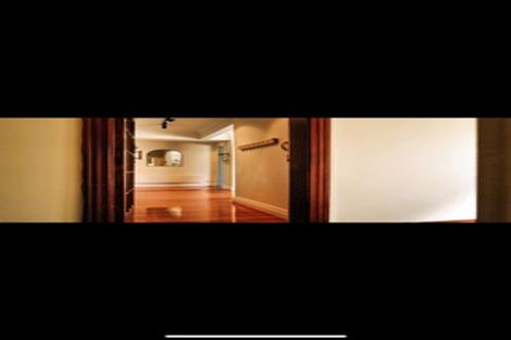 Photo of property in Sunhaven Flats, 262 Oriental Parade, Oriental Bay, Wellington, 6011