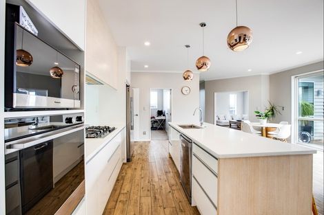 Photo of property in 15 Remana Crescent, Huapai, Kumeu, 0810