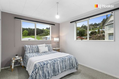 Photo of property in 32 Elwyn Crescent, Green Island, Dunedin, 9018