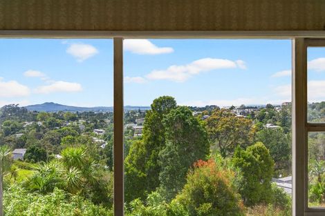 Photo of property in 5 Verran Road, Birkenhead, Auckland, 0626