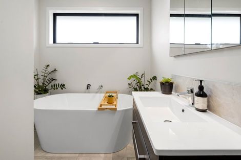 Photo of property in 21 Delta Way, Te Kowhai, Hamilton, 3288