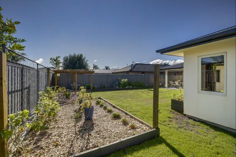 Photo of property in 6 Palliser Place, Poraiti, Napier, 4112