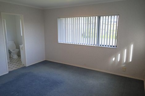 Photo of property in 35 Western Heights Drive, Western Heights, Hamilton, 3200