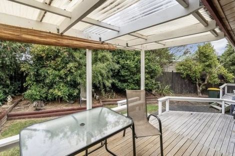 Photo of property in 3 St Annes Crescent, Wattle Downs, Auckland, 2103