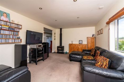 Photo of property in 75a Rangiora Road, Kaiwaka, 0573