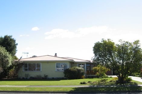 Photo of property in 44 Bill Hercock Street, Pirimai, Napier, 4112