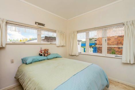 Photo of property in 42 Young Street, Morrinsville, 3300