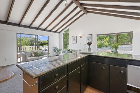 Photo of property in 5 Amokura Street, Waikanae, 5036