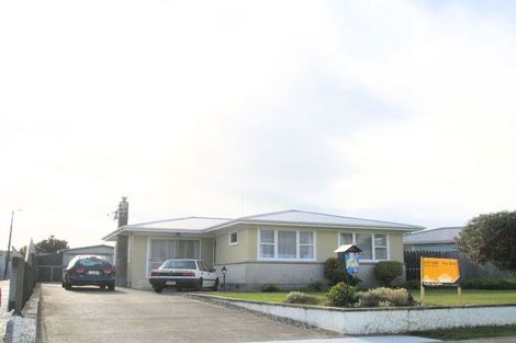 Photo of property in 14 Canterbury Street, Tamatea, Napier, 4112