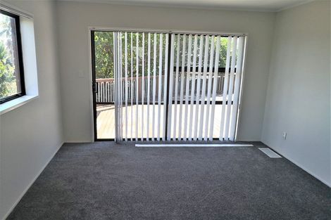 Photo of property in 23 Jandell Crescent, Bucklands Beach, Auckland, 2014