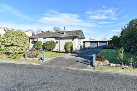 Photo of property in 5 Eders Road, Woodend, 7610