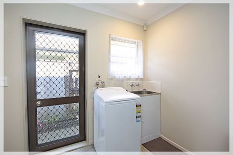 Photo of property in 93a Queen Street West, Levin, 5510