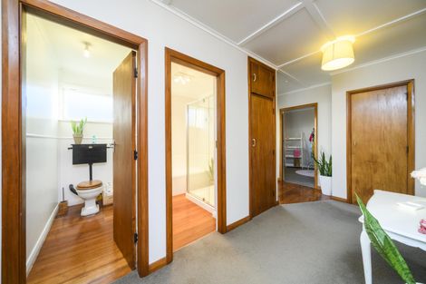 Photo of property in 30 Guy Avenue, Takaro, Palmerston North, 4410