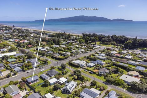 Photo of property in 13 Rauparaha Street, Waikanae Beach, Waikanae, 5036