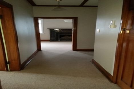 Photo of property in 62 Creswick Terrace, Northland, Wellington, 6012