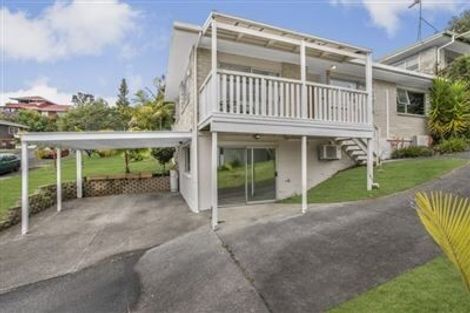 Photo of property in 1/7 Malters Place, Browns Bay, Auckland, 0630
