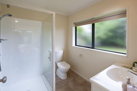Photo of property in 4b Georgia Grove, Paraparaumu, 5032