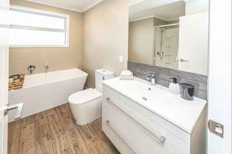 Photo of property in 44 Tawhero Street, Gonville, Whanganui, 4501