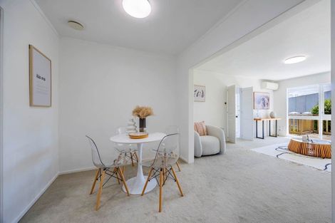 Photo of property in 2/89 Diana Drive, Glenfield, Auckland, 0627