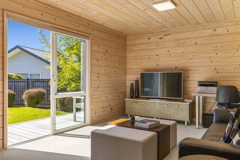 Photo of property in 2 Paulines Way, Wharewaka, Taupo, 3330