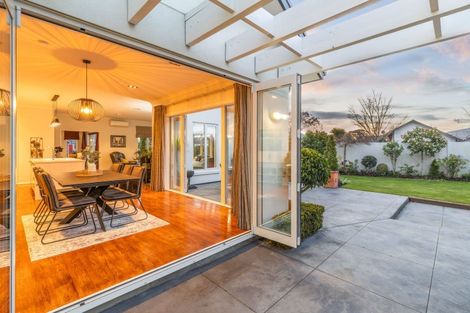 Photo of property in 17 Timberlands Terrace, Parklands, Christchurch, 8083
