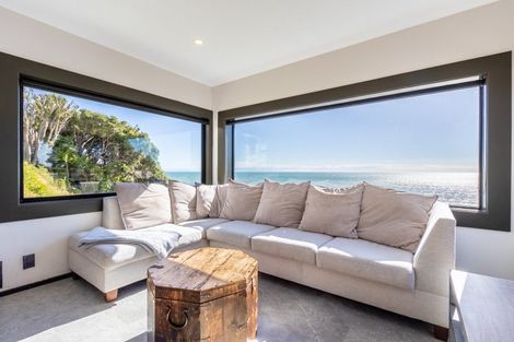 Photo of property in 84 Ames Street, Paekakariki, 5034