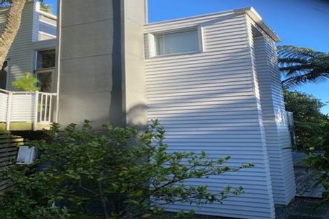 Photo of property in 6 Glentui Grove, Khandallah, Wellington, 6035