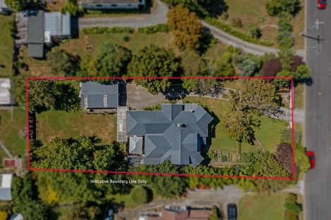 Photo of property in 52 Grey Street, Marton, 4710