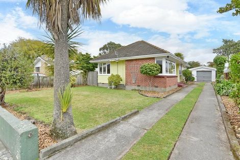Photo of property in 37 Mackworth Street, Woolston, Christchurch, 8062