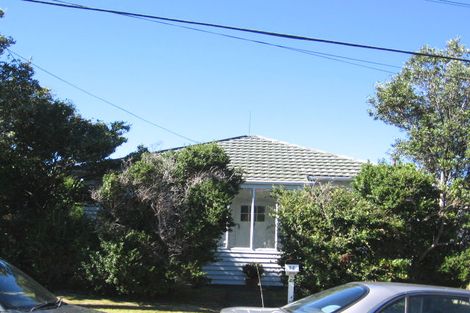 Photo of property in 25 Waru Street, Khandallah, Wellington, 6035