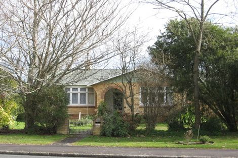 Photo of property in 21 Casey Avenue, Fairfield, Hamilton, 3214