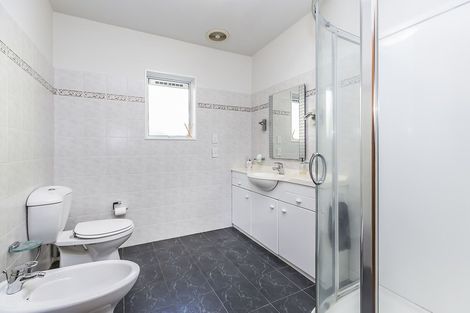 Photo of property in 11f Duncan Street, Tawa, Wellington, 5028