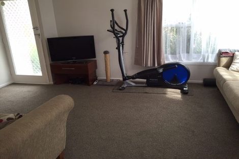 Photo of property in 1/34 Megan Avenue, Pakuranga Heights, Auckland, 2010