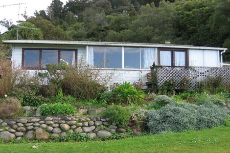 Photo of property in 8 Renall Street, Featherston, 5710