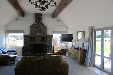 Photo of property in 380 Letts Gully Road, Letts Gully, Alexandra, 9393