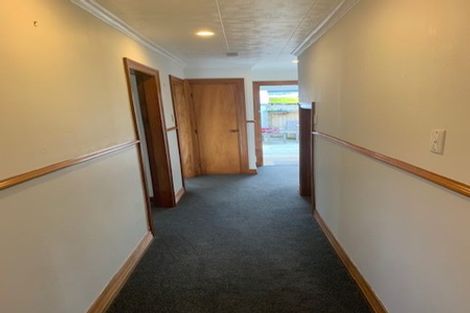 Photo of property in 996 Tremaine Avenue, Roslyn, Palmerston North, 4414