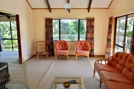 Photo of property in 32 Wi Pere Street, Manakau, 5573