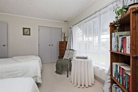 Photo of property in 1229 Louie Street, Parkvale, Hastings, 4122