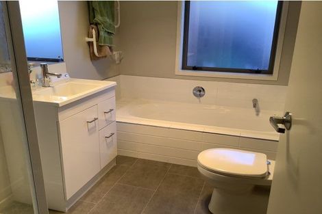 Photo of property in 14 Hannington Way, Rolleston, 7615