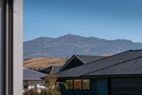 Photo of property in 46 Myles Way, Lower Shotover, Queenstown, 9304